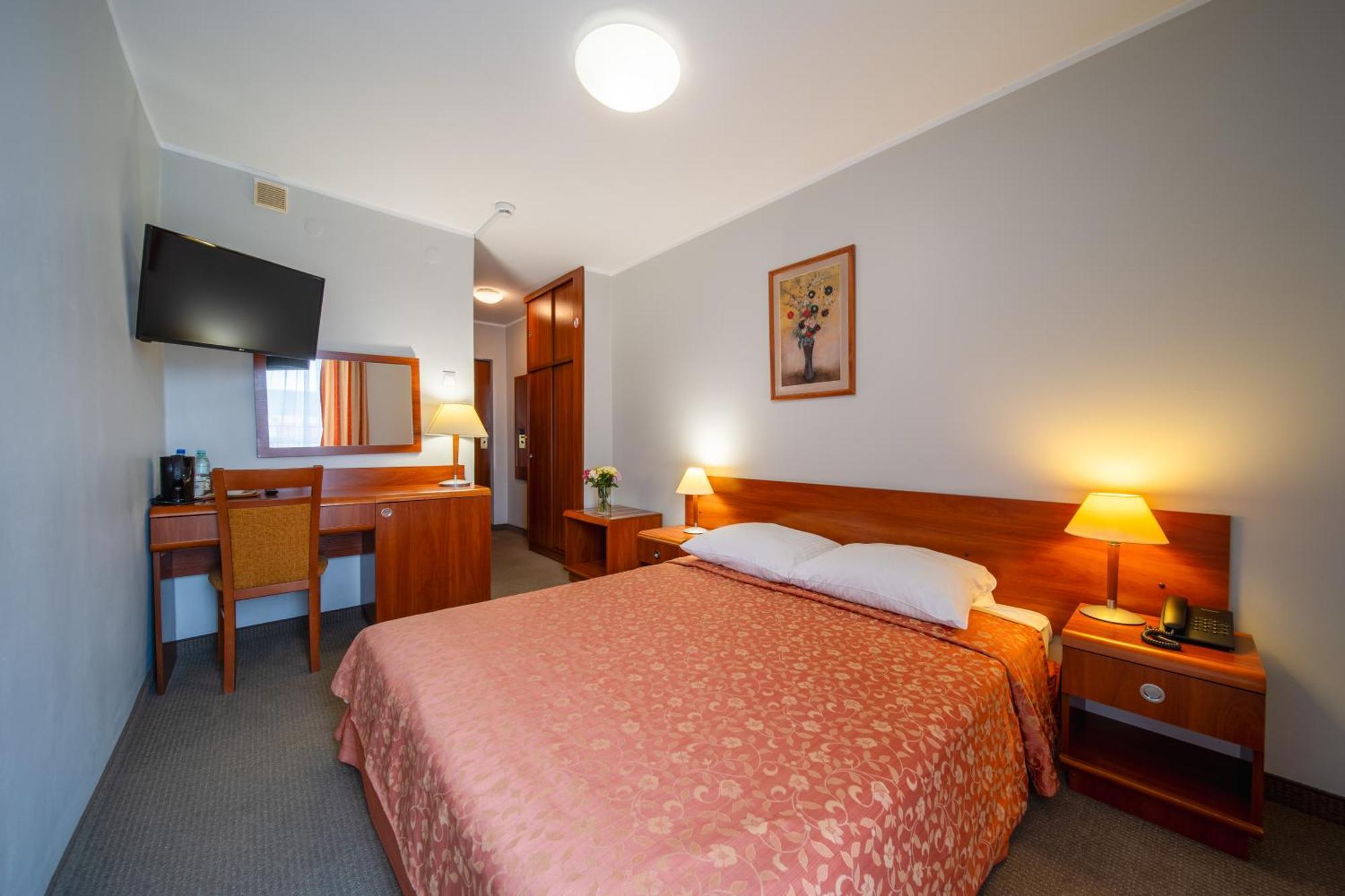 Hotel Gromada Lomza Ngoại thất bức ảnh